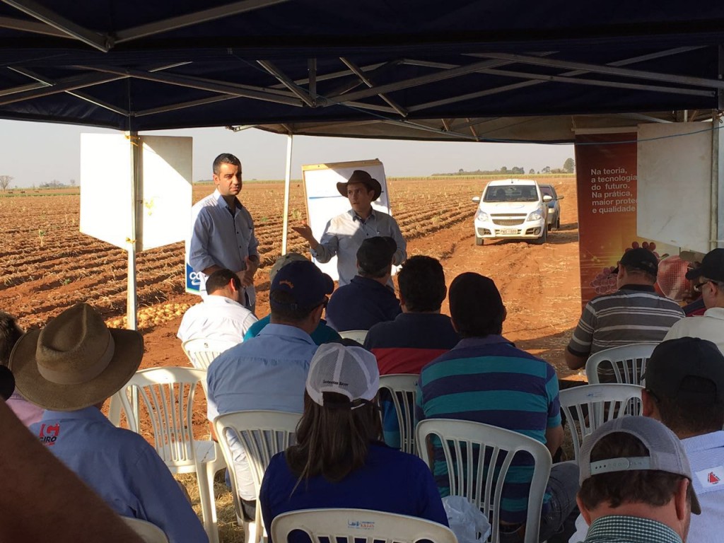 A Agrozap promoveu o 2º Dia de Campo, na propriedade de Dinho Varaldo, em Almeida Campos (MG) - Crédito Bio Soja